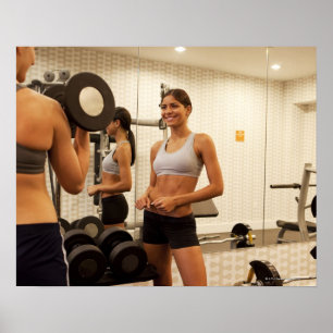 ジムで重量を持ち上げる ポスター