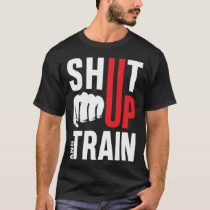 ジムに閉じこもってトレーニングする Tシャツ