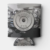 ジムオーナーまたはユーザーフィットネスグレイおもしろいエディション 缶クーラー (正面)