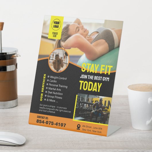 ジム・サービスの台座看板 台座サイン (インサイチュ)