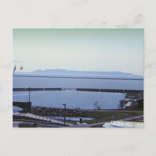 ジャイアントサンダーベイカナダ ポストカード (正面)