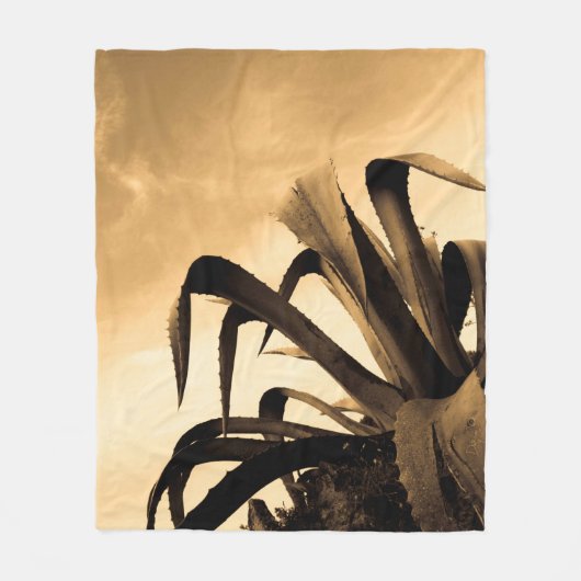 ジャイアントセピアアロエサボテン工場 フリースブランケット (正面)