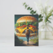 ジャイアントチーズバーガーの超現実的なハイカー夢を見る ポストカード (スタンド正面)