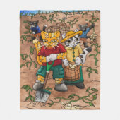 ジャガイモの収穫猫 フリースブランケット (正面)