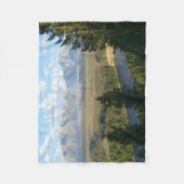 ジャクソンホール山脈と川 フリースブランケット (正面)