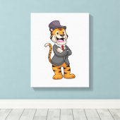 ジャケットと帽子を持つグルーミングとしてのタイガー キャンバスプリント (インサイチュ (ウッドフロア))