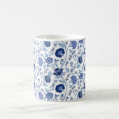 ジャコビーン花柄ブルースオンホワイト コーヒーマグカップ (中央)