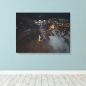 ジャザンとその郊外のシティライト キャンバスプリント (インサイチュ (ウッドフロア))