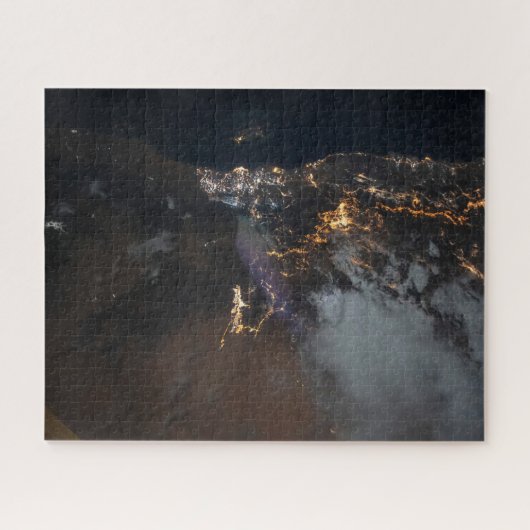 ジャザンとその郊外のシティライト ジグソーパズル (横)