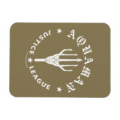 ジャスティス・リーグ | アクアマン レトロ トライデント エンブレム マグネット (横)