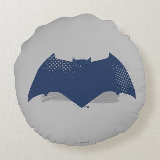 ジャスティス・リーグ |ブラシとハーフトーンのバットマン記号 ラウンドクッション (裏面)