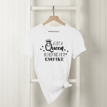 ジャストアクイーン建物ザエンパイアブラック引用文 Tシャツ<br><div class="desc">彼女の特徴のための素晴らしい白いTシャツのデザイン"Just a Queen建物彼女の帝国"、おもしろいと感動的引用文、黒で。王冠と星はタイポグラフィのデザインにアクセントをスタイリッシュ与える。DIYの専門素晴らし者、小規模企業のオーナーまたは起業家に贈り物をする。</div>