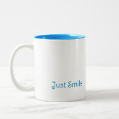 ジャストスマイルおもしろいタイポグラフィ ツートーンマグカップ (左)