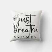 ジャスト呼吸ダンデリオン名前をカスタムする クッション (裏面)