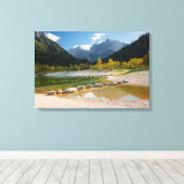 ジャスナ湖スロベニアのアルプス秋 キャンバスプリント (インサイチュ (ウッドフロア))