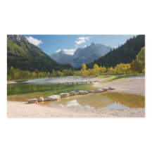 ジャスナ湖スロベニアのアルプス秋