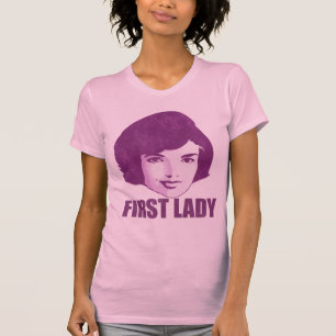 ジャッキーO T-Shirt最初女性 Tシャツ