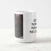 ジャックのRidgebackの目が付いているコーヒー・マグ コーヒーマグカップ (中央)