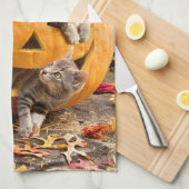 ジャック·オ·ランタンの子猫たち キッチンタオル (四つ折り)
