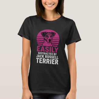 ジャック・ラッセル・テリアに気を取られやすい Tシャツ