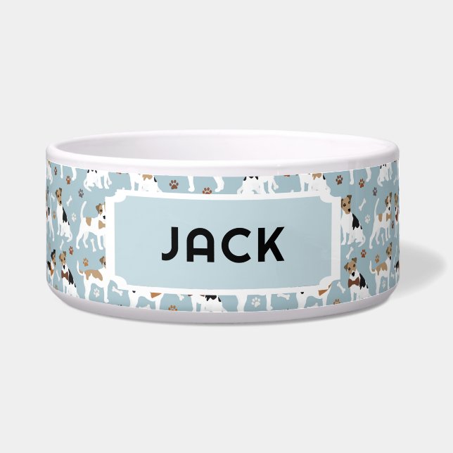 ジャック・ラッセル・テリアーの前足とボーンズ・ドッグ ボウル (正面)