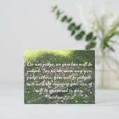 ジャッジしない – クリスチャン葉書 ポストカード (スタンド正面)