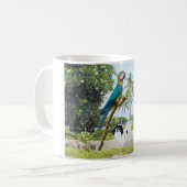 ジャパニーズ・チンとコンゴウインコ コーヒーマグカップ (正面左)