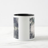 ジャマイカ上空のハリケーン・グスタフ2 マグカップ (中央)