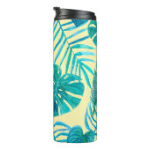 ジャングルから採れる熱帯植物の青々とした緑。エンドル タンブラー (回転右)