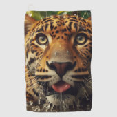 ジャングルで水をラッピングしながらヒョウが動く ゴルフタオル (正面)