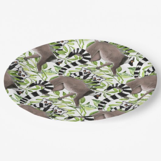 ジャングルに生息するリングや輪の尾を持つマダガスカルのレムルス ペーパープレート (アングル)