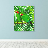 ジャングルの中で緑のオウムのカップル キャンバスプリント (インサイチュ (ウッドフロア))