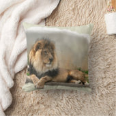 ジャングルの王様を愛するライオン クッション (ブランケット)