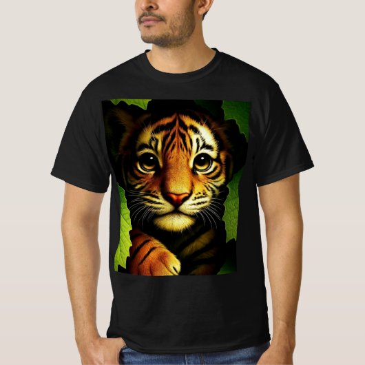 ジャングルの葉の中の勇敢なトラの子 | メンズTシャツ Tシャツ (正面)