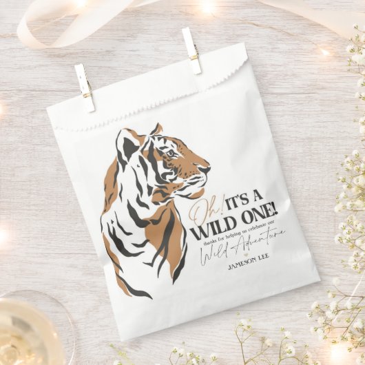 ジャングルシベリアタイガー野生の1つの最初の誕生日 フェイバーバッグ (クリップ留めされた状態)