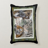 ジャングル初期の野生動物 アクセントクッション (正面(垂直))