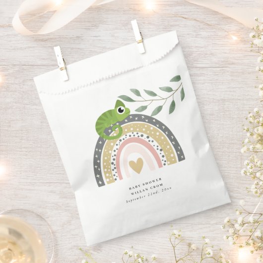 ジャングル、レインボー、カメレオンのベビーシャワー フェイバーバッグ (クリップ留めされた状態)