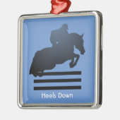 ジャンパーで障害物をクリアする。 メタルオーナメント (左)