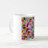 ジャンブルアルファベットパターン コーヒーマグカップ (正面左)