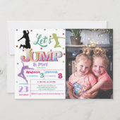 ジャンプトランポリンカラフルダブル誕生日パーティー 招待状 (正面)