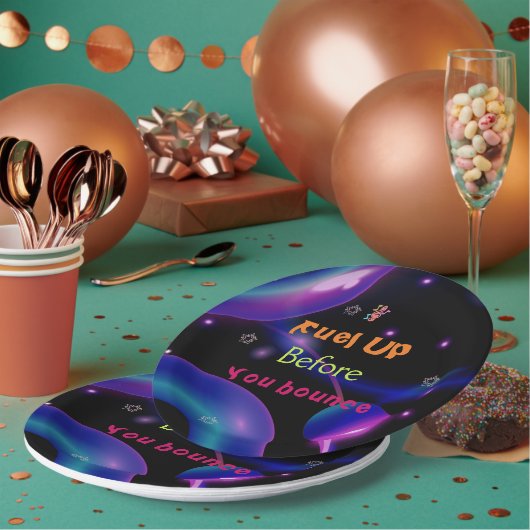 ジャンプトランポリン女カラフルの子の誕生日パーティー ペーパープレート (複数)