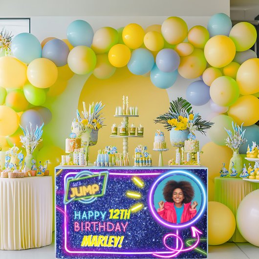 ジャンプーパーティーバウンスネオントランポリン公園 横断幕