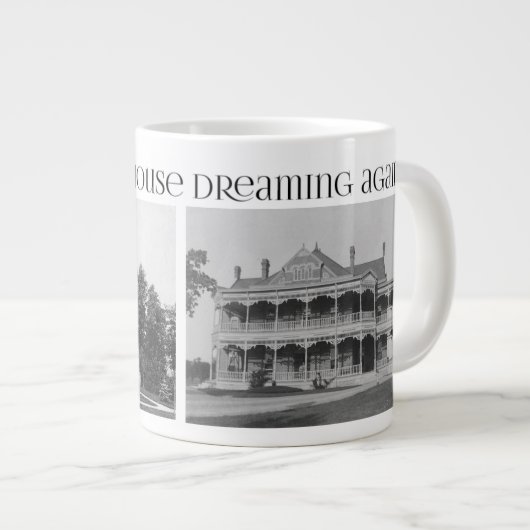 ジャンボマグ(昔の家の夢を再び見るのか?) ジャンボコーヒーマグカップ (正面右)