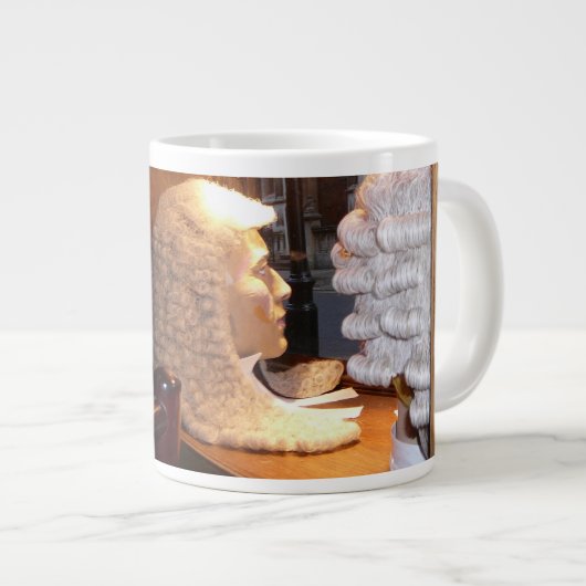 ジャンボ特産マグヤギがバリスタを揺り動かした! ジャンボコーヒーマグカップ (正面右)