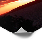 ジャージーのセントオウビン湾に沈む夕日 ポスター (角)