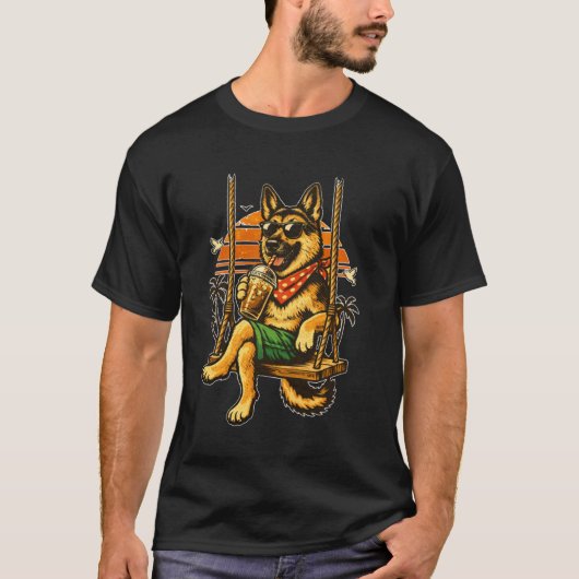 ジャーマンシェパードがスイングでアイスコーヒーを飲む DIG Tシャツ (正面)