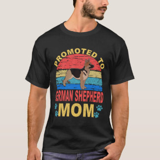 ジャーマンシェパードのママに昇進おめでとう ジャーマンシェパード ドッグ Tシャツ