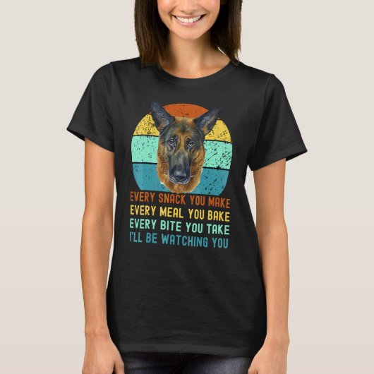 ジャーマンシェパードまたはアルザス犬のお父さんお母さん犬 Tシャツ (正面)