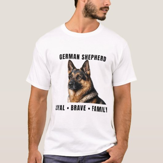 ジャーマンシェパードTシャツ - 忠誠心と勇気ある家族Tシャツ Tシャツ (正面)