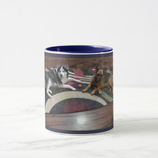 ジャーマン・シェパードおよびハスキー マグカップ